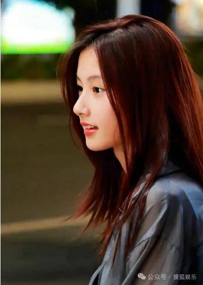 又要见证素人明星的诞生？都说她不进娱乐圈可惜了......