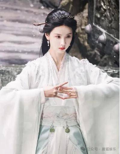 又要见证素人明星的诞生？都说她不进娱乐圈可惜了......