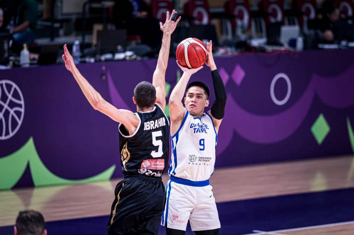 陈盈骏15分再演关键先生 中国台北击败约旦将对阵伊朗