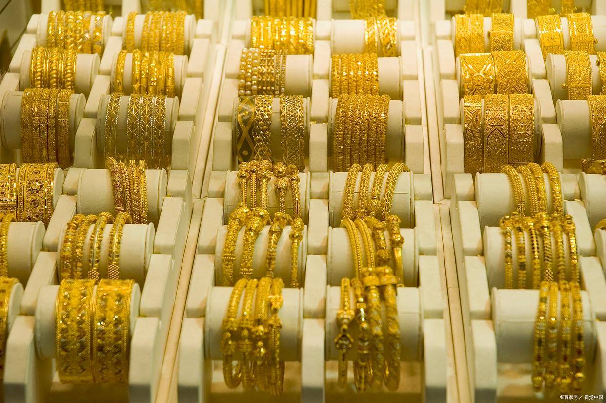 今日金价行情分析,黄金价格差异解析,买黄金如何选时机